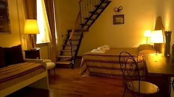 Palazzo Magnocavallo 3*