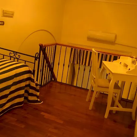 Palazzo Magnocavallo Bed & Breakfast Neapel